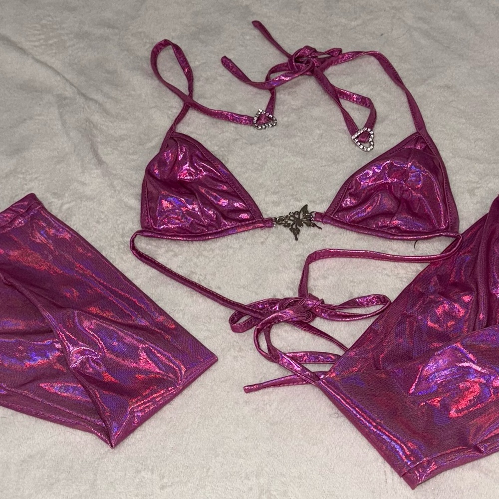 SHEIN Pink Shimmer Bra Intimates + matching glove’s